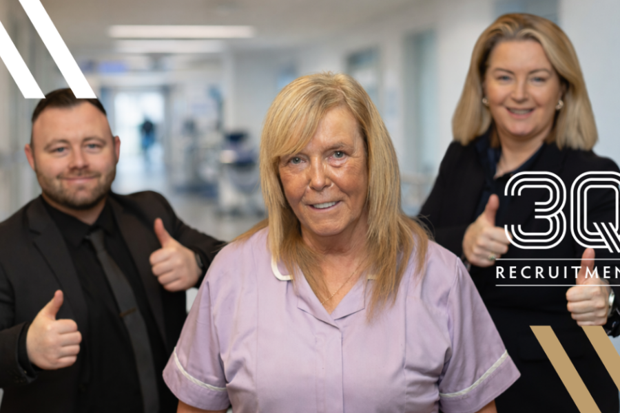 3Q Recruitment Healthcare Assistant speaking with a care manager in an Irish healthcare setting, reflecting supportive and compliant temporary staffing. Experienced Addiction Nurse working in Dublin. Clinical Nurse Manager 1 jobs, Assistant Director of Nursing (ADON) - Dublin City Centre Jobs